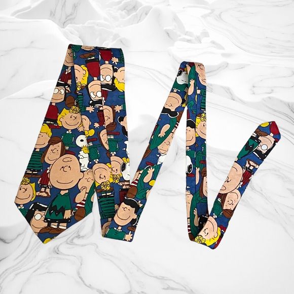 VTG Charlie Brown and Gang "need all the friends I can get" Necktie Tie  Snoopy - Picture 3 of 3